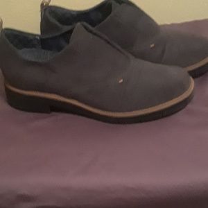 Women s shoes